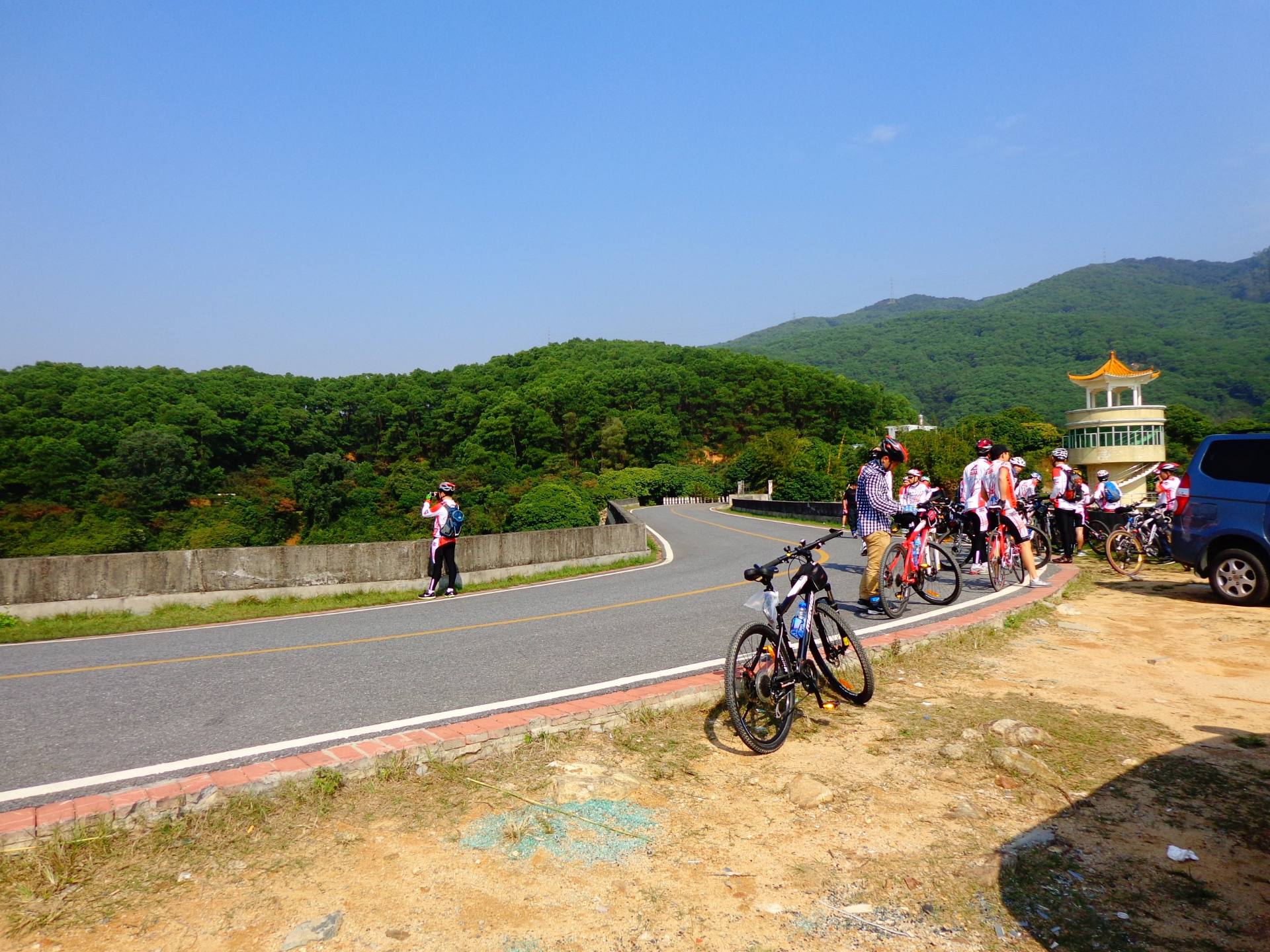 大岭山VS松山湖