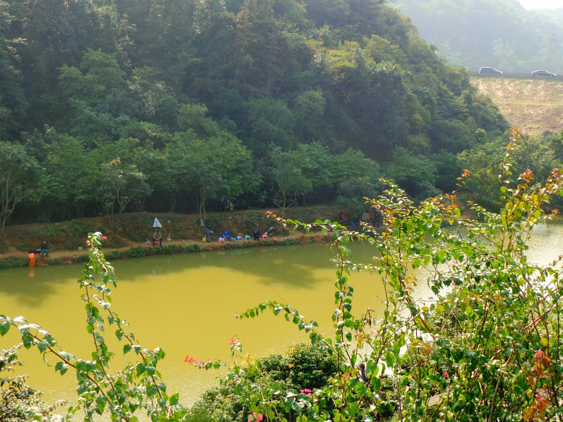 大岭山VS松山湖