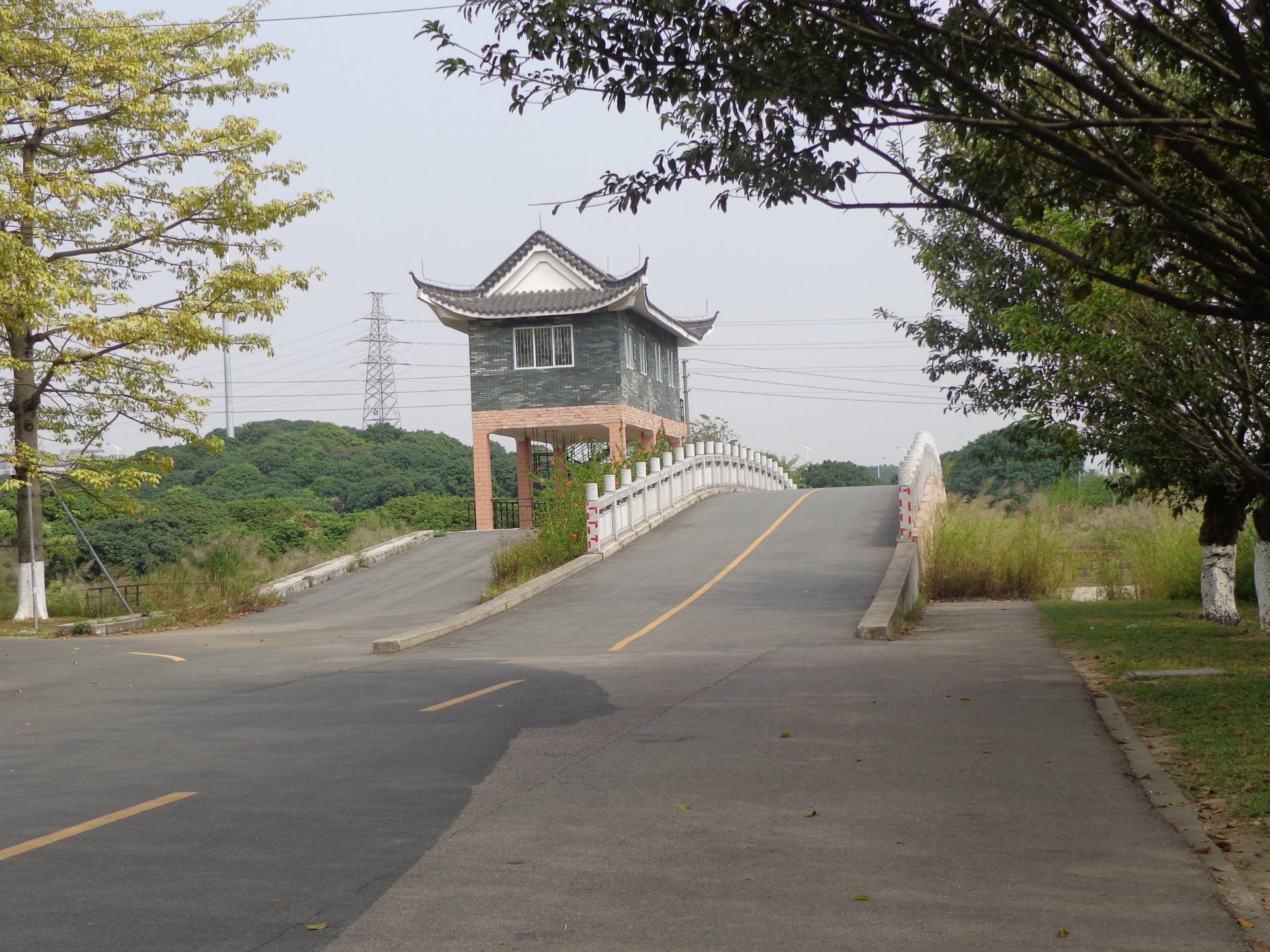 百里走单骑之松山湖